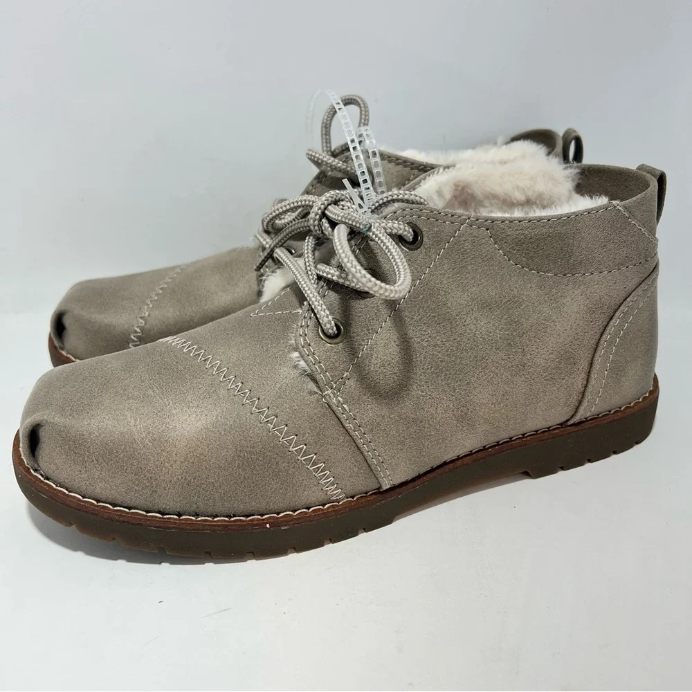 BOBS Skechers Chill Lugs Snuggle Life Taupe Faux Fur Boots Womens 6 NWT